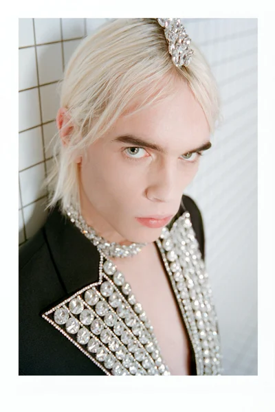 Look 24